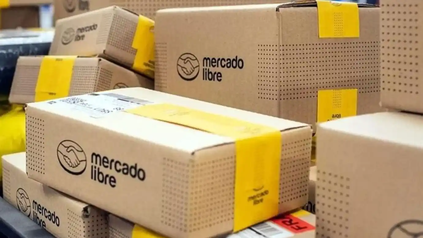 El falso mensaje de Mercado libre: la estafa virtual con la que ofrecen regalos por Navidad