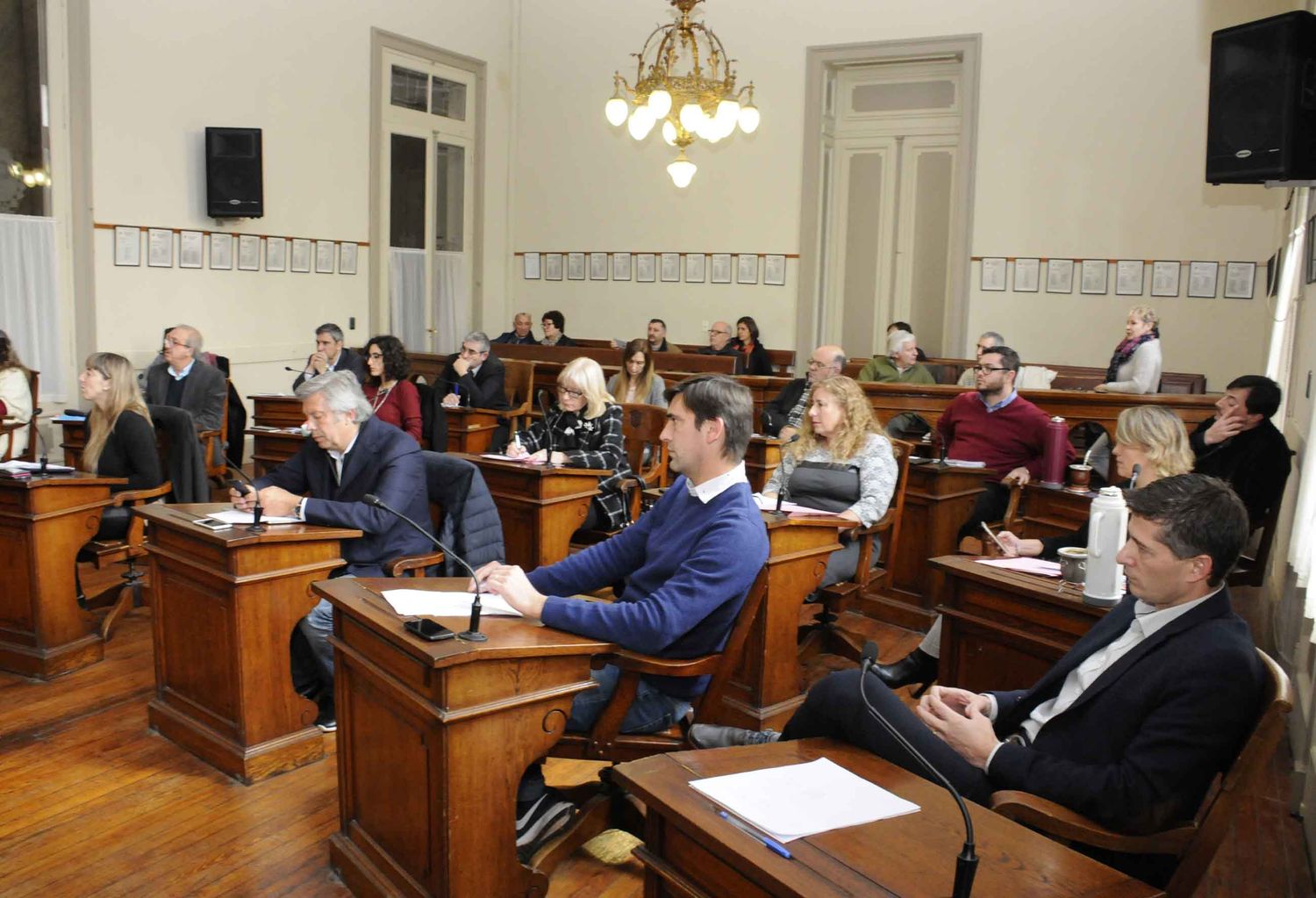 Piden explicaciones a Lunghi por el vínculo con las firmas con conexiones clandestinas