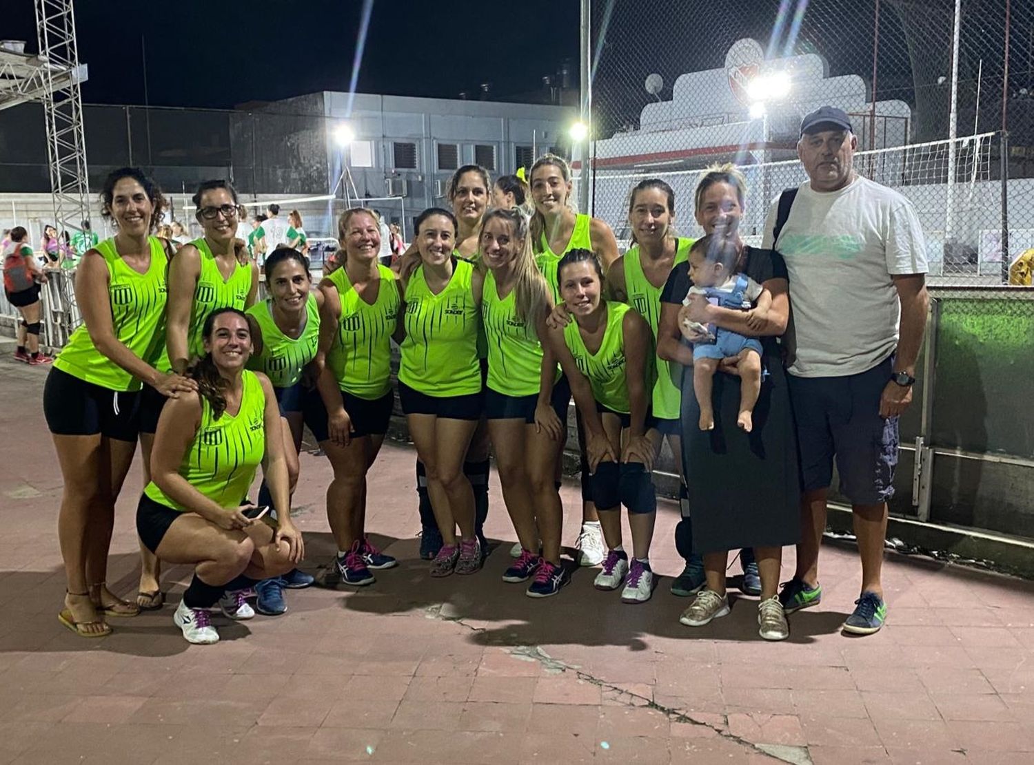 Comenzó el Torneo Nocturno de verano en Independiente