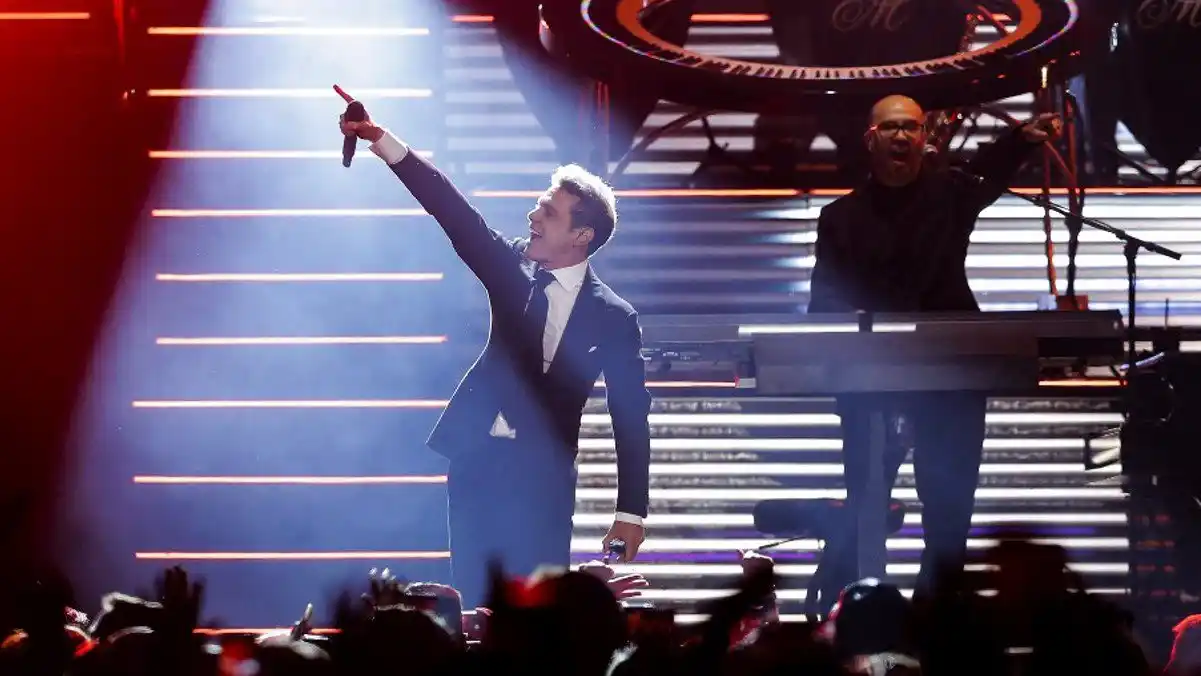 EN FOTOS: Los memes que quedaron después del show de Luis Miguel