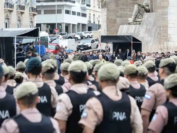 La provincia le dará obra social a las fuerzas federales que prestan servicio en Santa Fe