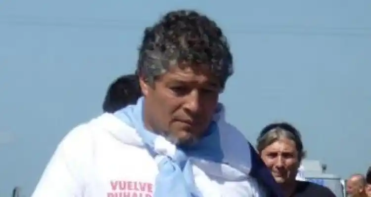 Víctor Hugo Ríos dice que no leyó cuando firmó el documento que lo señala como Encargado de Personal de Coplac