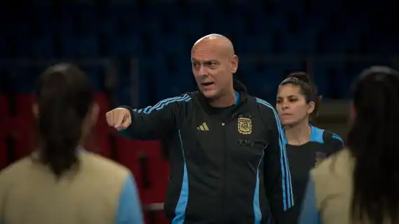 Con Habarna como asistente, progresa la selección de futsal