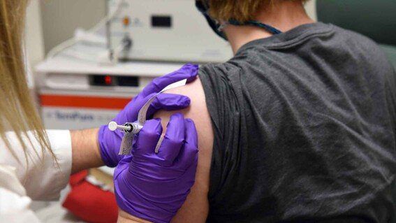 La VACUNA no es garantía: OMS alerta que el coronavirus se convertirá en endémico