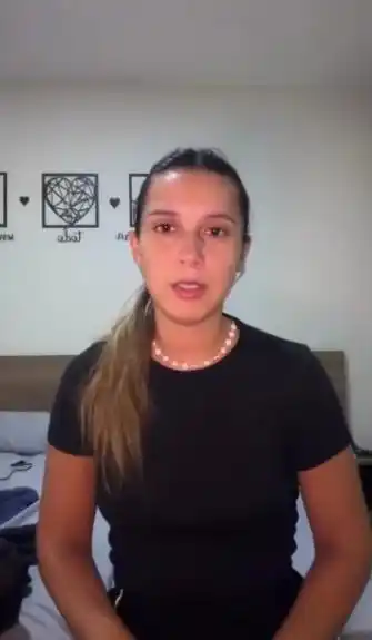 La abogada argentina detenida en Brasil por gestos racistas rompió el silencio: “Estoy muerta de miedo”