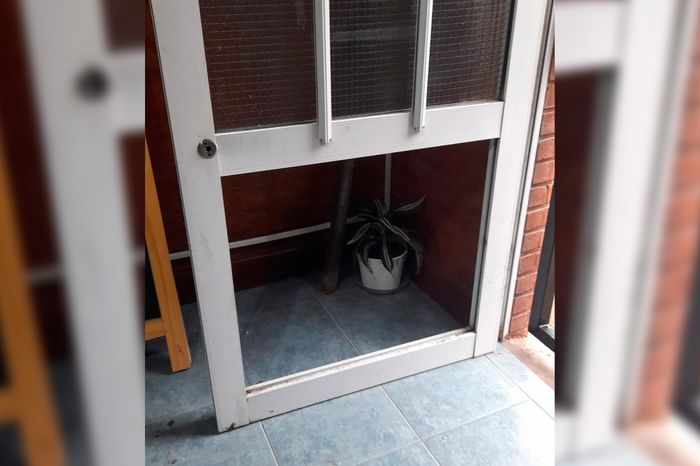 robo zapateria fama rafaela inseguridad barretearon portón barrio guemes - 2