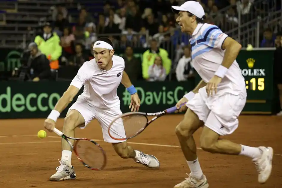 Argentina barrió a Serbia y se clasificó a las semifinales de la Davis