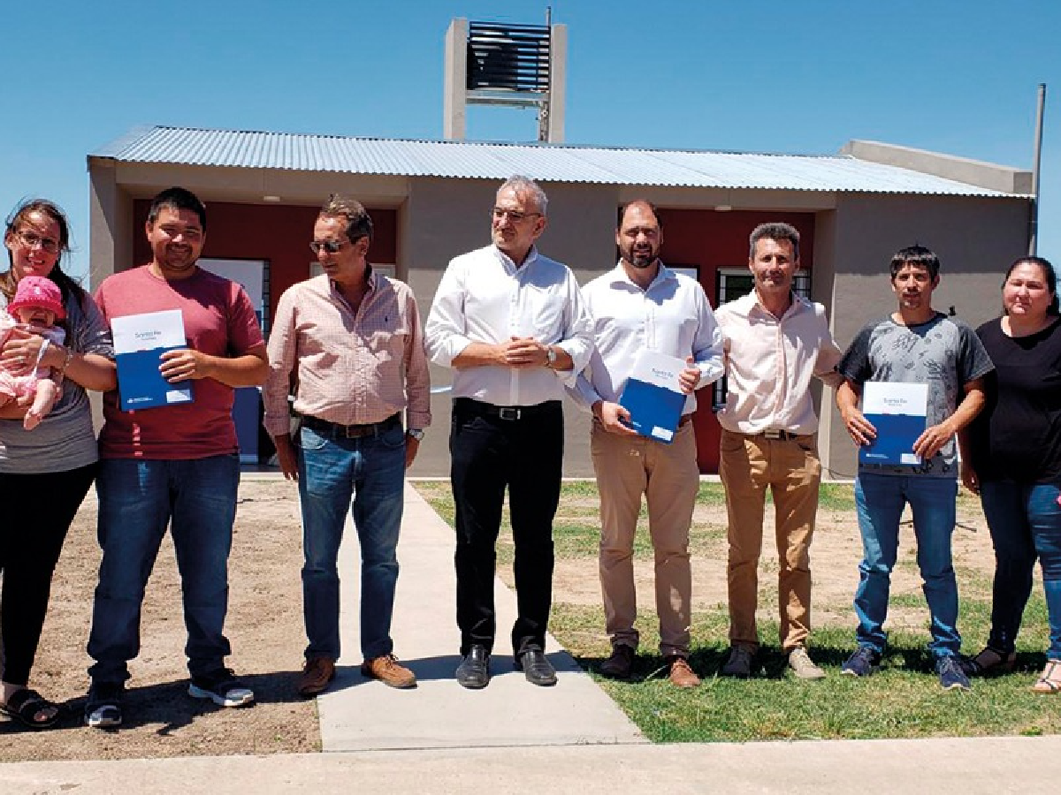 Avanza la construcción y entrega de nuevas viviendas en Ramona
