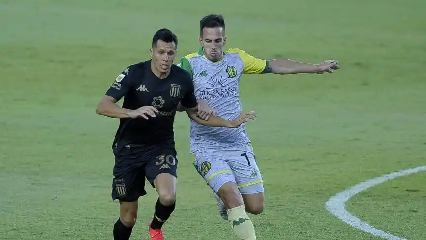 Racing alcanzó el alivio del empate en el final