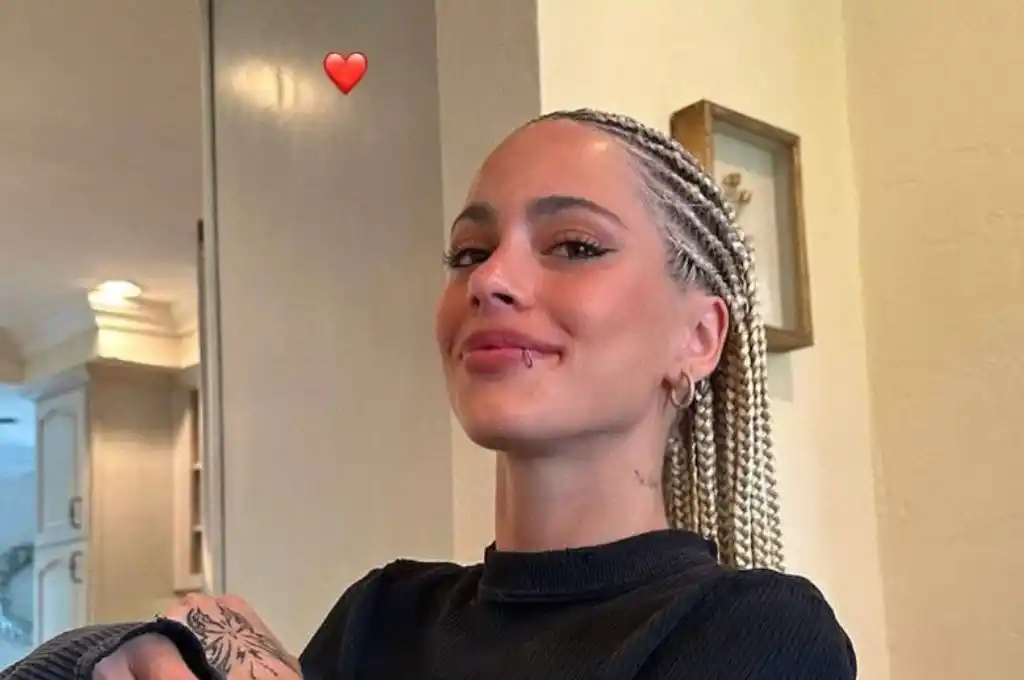 La nueva imagen de la cantante en medio de especulaciones de romance.