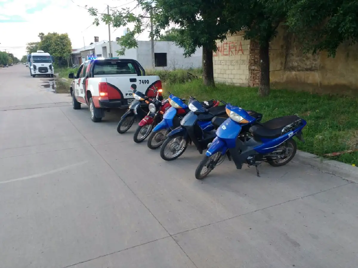 Policía realiza controles y retiene varias motos
