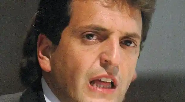 Ensenada declaró "persona no grata" a Massa por sus dichos sobre los DDHH