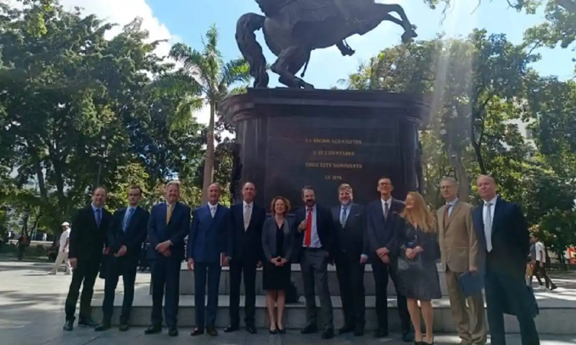 VIGILAN QUE SE CUMPLAN los acuerdos de Barbados: delegados de la UE se encuentran en Venezuela