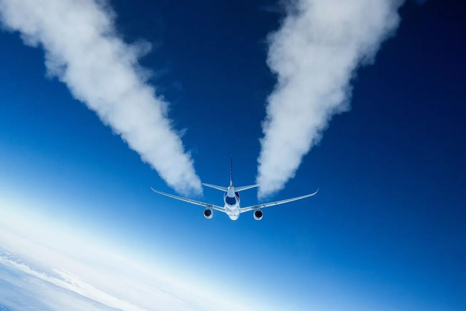 Airbus Analyzes the Impact of Contrails on Climate Change