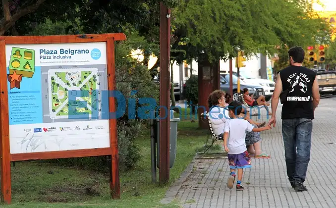 La falta de presupuesto genera demoras en las obras de la plaza Belgrano 