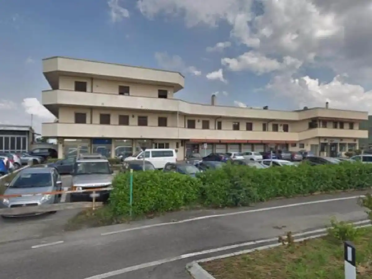 Héroe argentino en Italia: "atajó" a un chico de cuatro años que cayó de un edificio