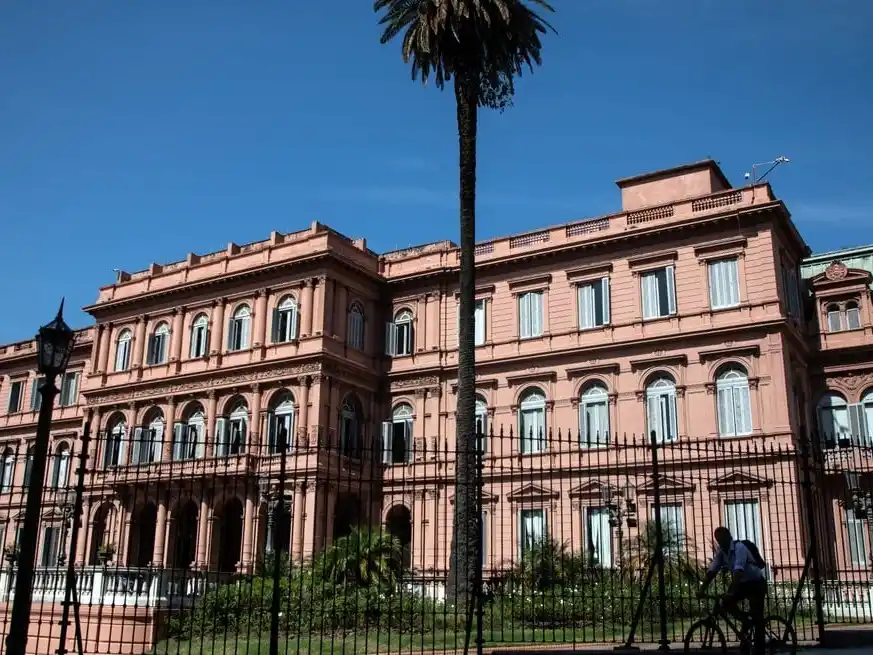 La Casa Rosada espera volver a recibir a los integrantes del Consejo de Mayo. Foto: Xinhua / Martín Zabala.