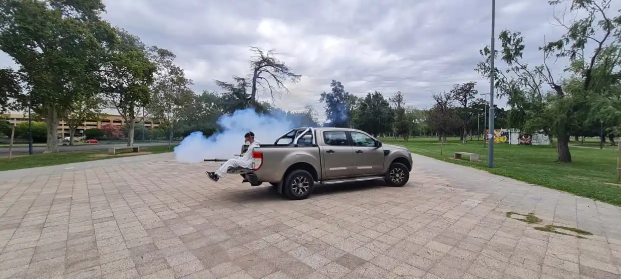 En la previa del partido de Central, la Municipalidad fumigó el Parque Alem