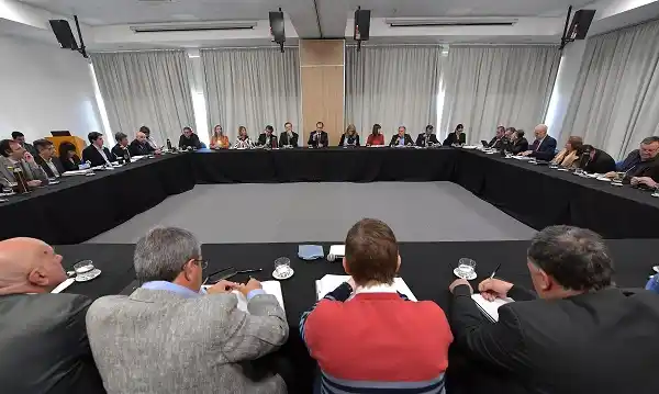 Presupuesto 2019: los ejes de Bordet serán la salud, las obras y las políticas sociales