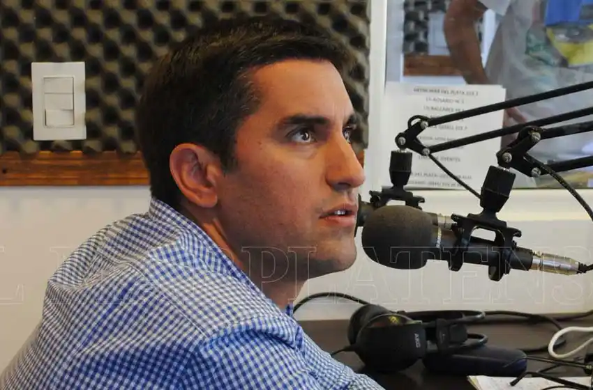 “No hay cierre de escuelas, hacen política con algo que no existe”