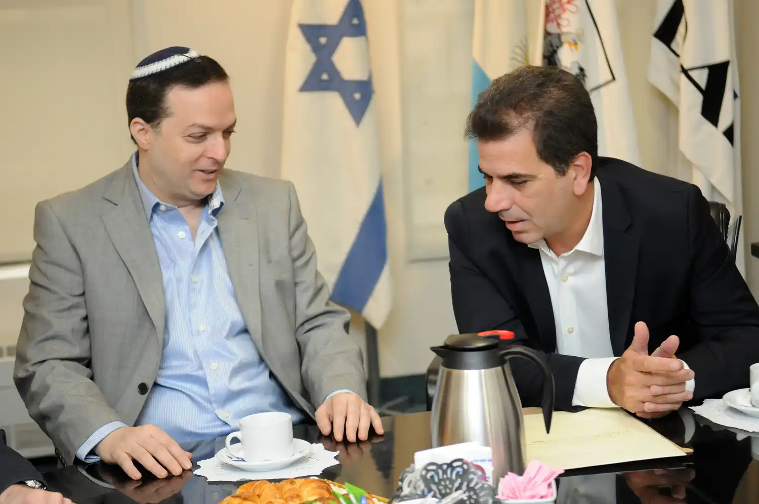 Ritondo se reunió con autoridades de la DAIA