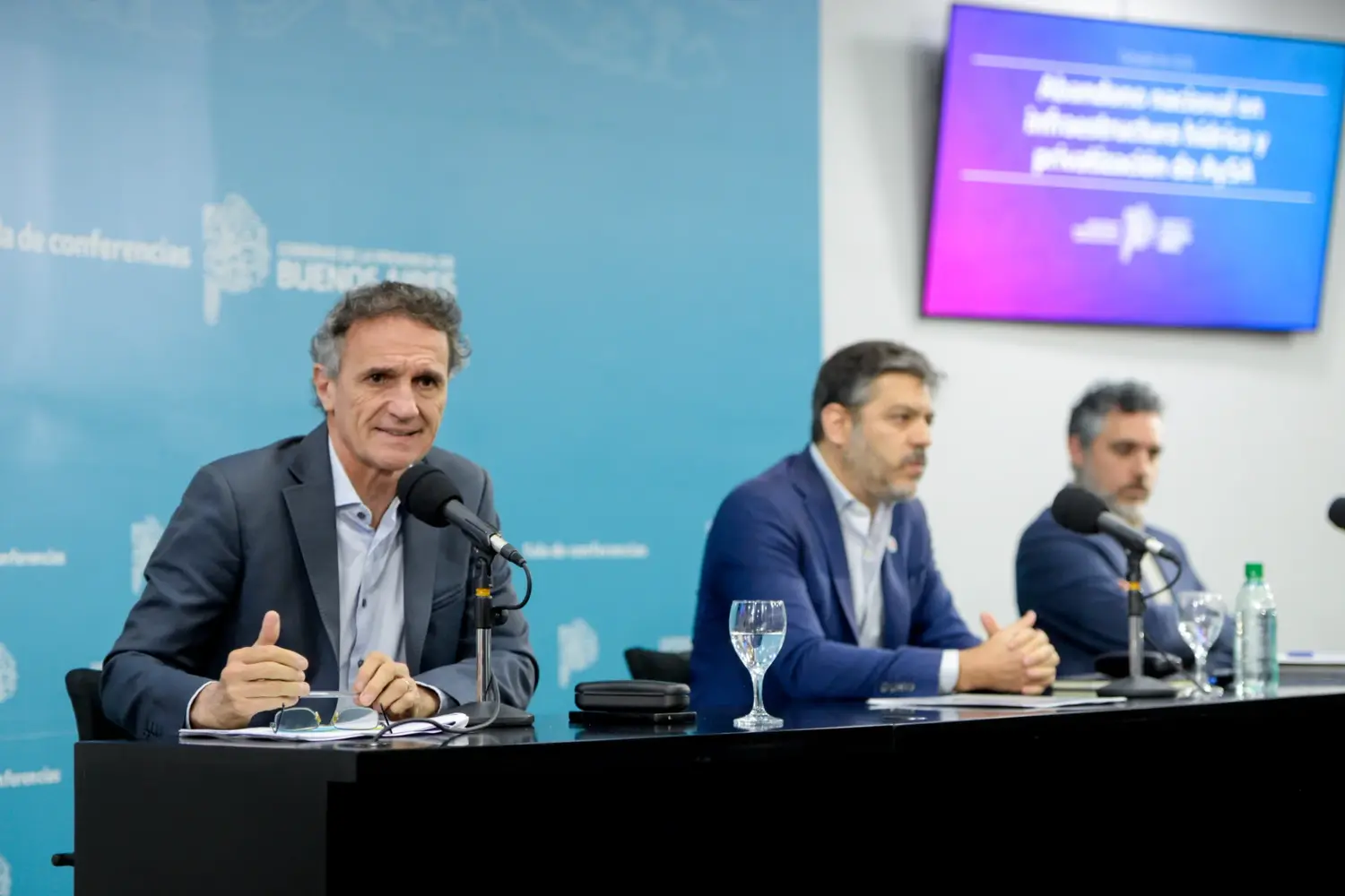 La Provincia denunciará penalmente a Milei y Caputo por el manejo del Fondo Hídrico: "Obras no, timba financiera sí"