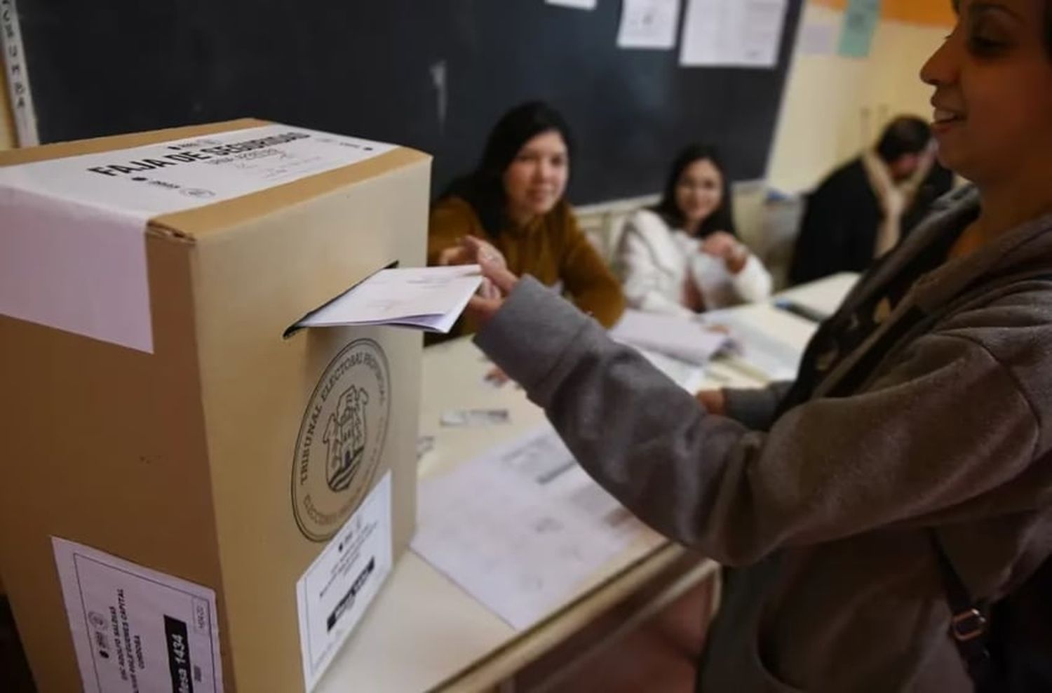 Cerraron los comicios en Córdoba y Formosa