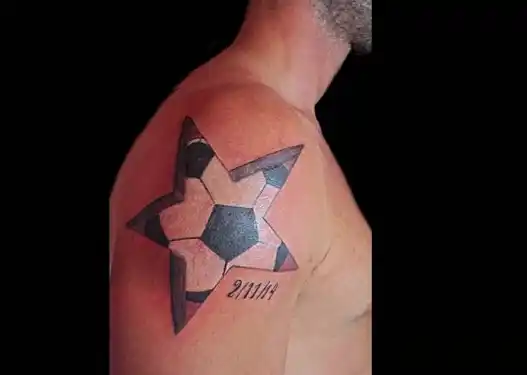 ¿Quién es el jugador de Juventud Unida que se tatuó la fecha del ascenso?