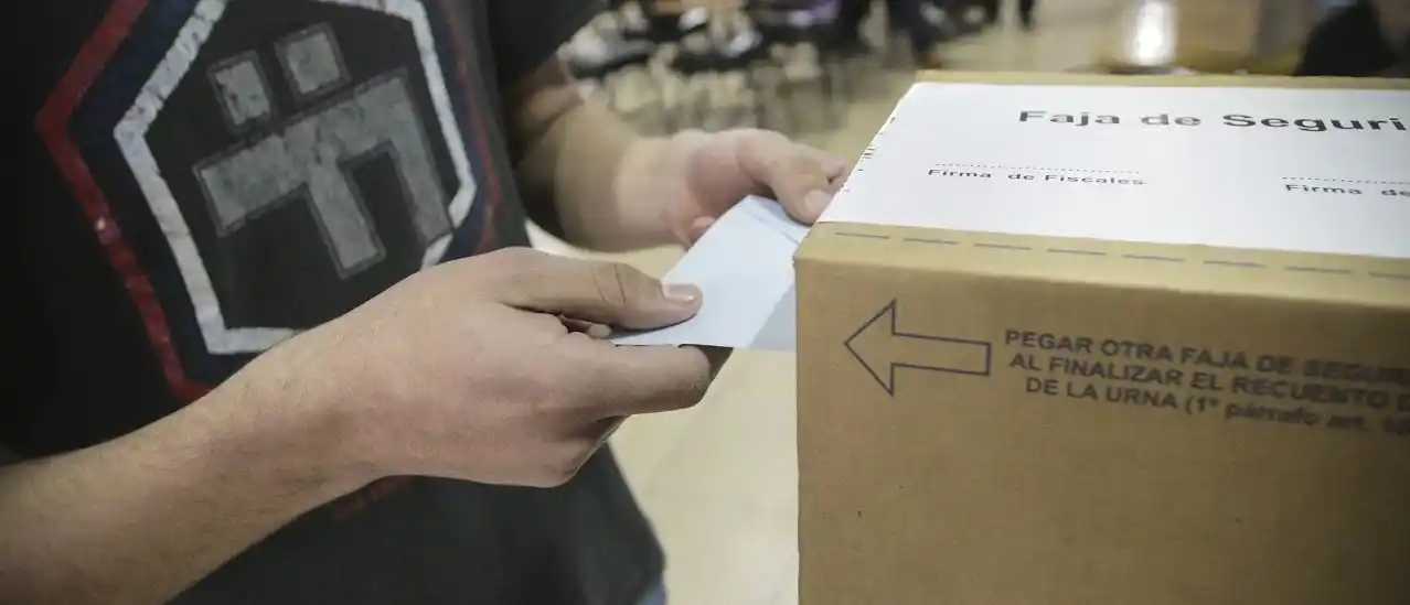 Defensoría del Pueblo bonaerense lanzó campaña para promover el voto joven y la participación electoral