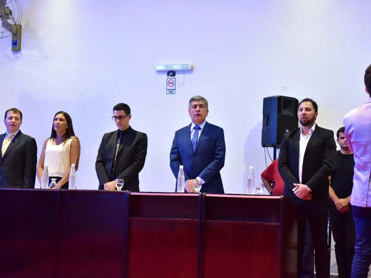 La oposición cuestionó la falta de temas  y los oficialistas ratificaron el rumbo