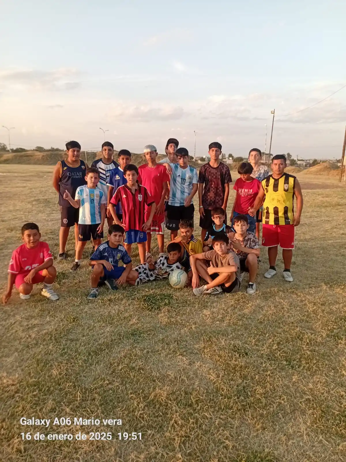 escuelita de fútbol barrio barranquitas rafaela - 1