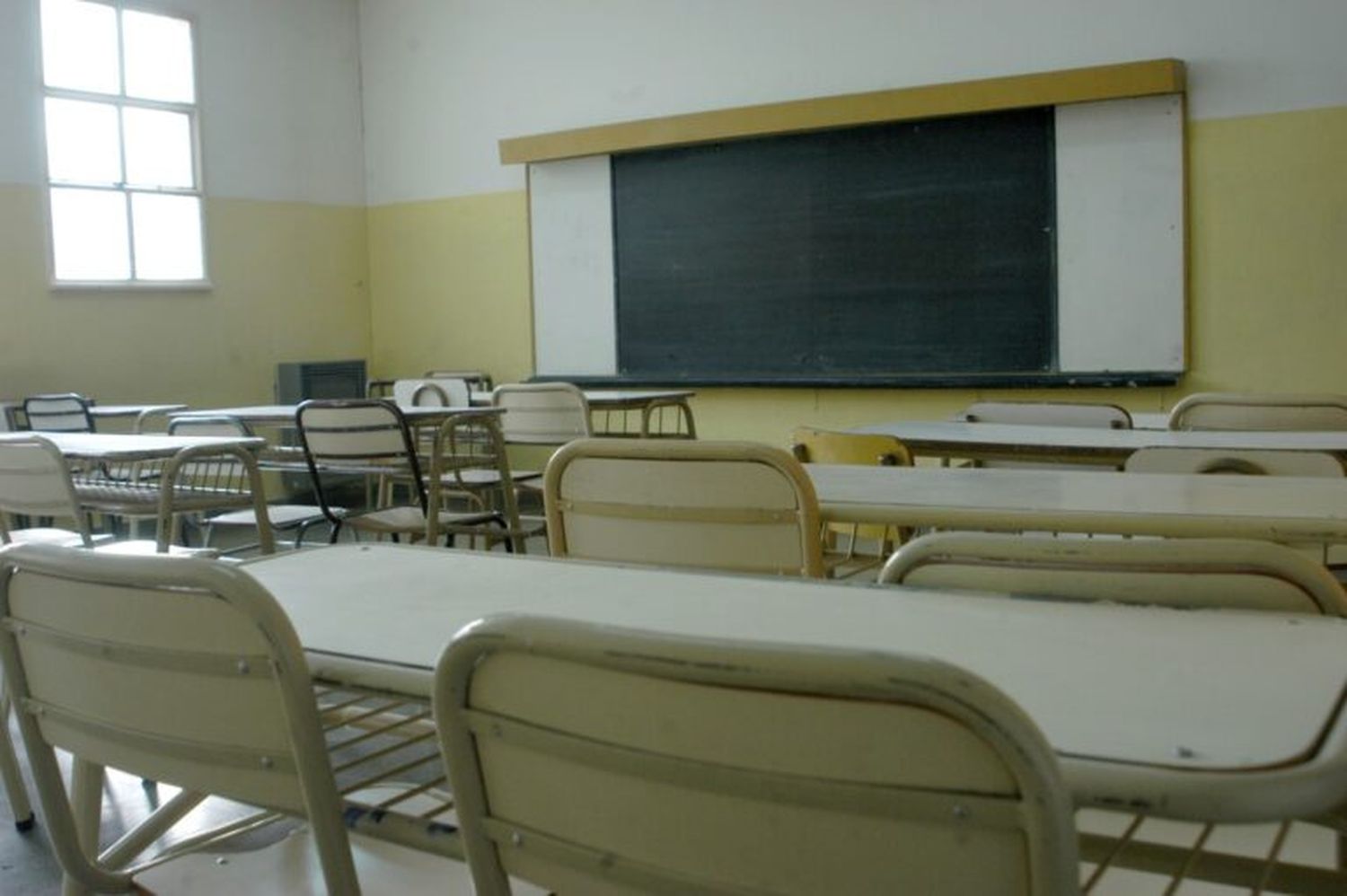 Sin clases en escuelas públicas