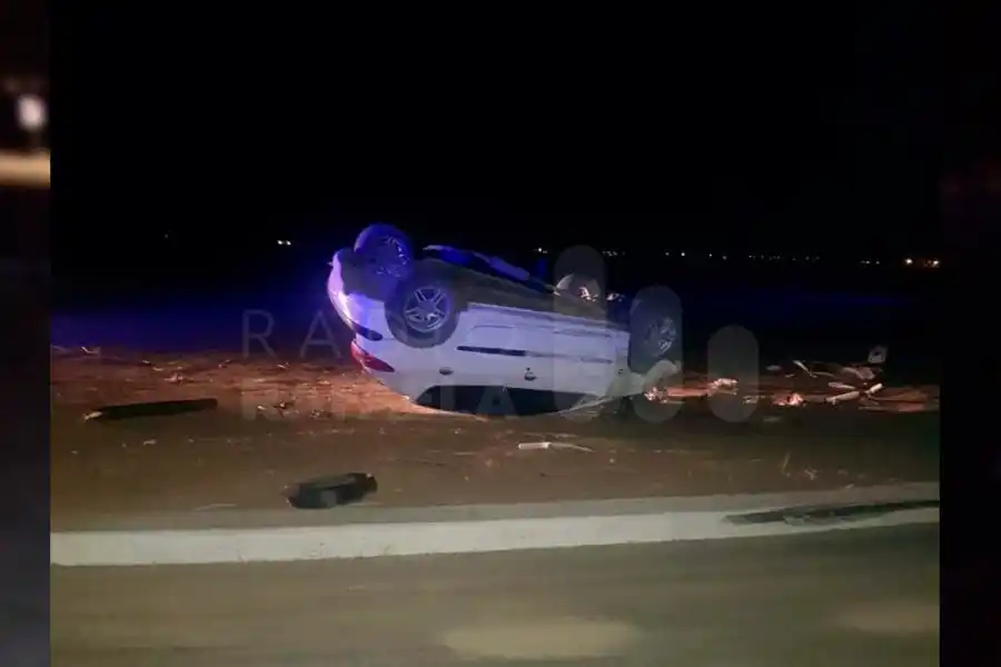 Una vez más, un accidente fatal sobre la RN34: impactó de lleno contra la rotonda de Susana y salió despedido de su vehículo