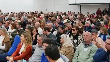 La UCR entrerriana decidió continuar de furgón de cola del PRO y busca sumar nuevos aliados