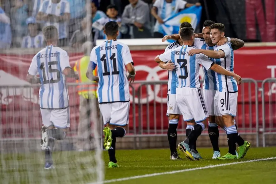 Con otro show de Messi, la selección argentina goleó 3-0 a Jamaica en el cierre de su gira