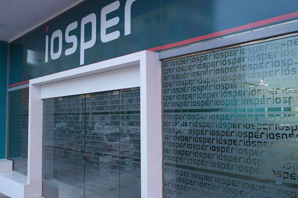 Desde este jueves afiliados al Iosper deberán abonar la consulta por la caída del convenio con Femer