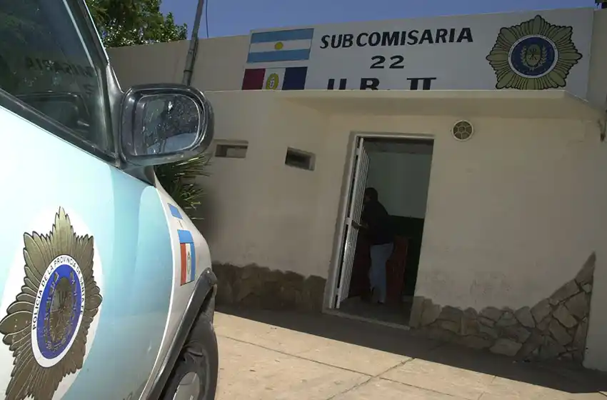 Lo apuñaló su padrastro en medio de una pelea