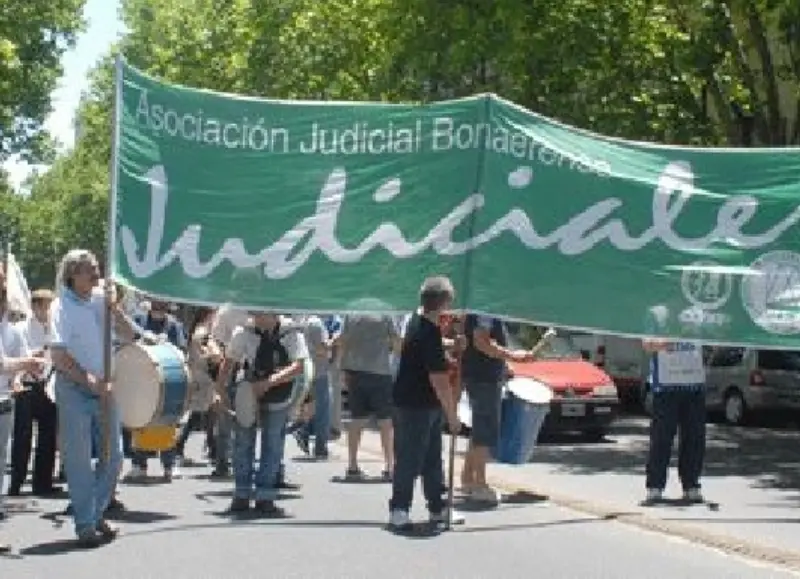 Paro de judiciales este miércoles 2: Reclaman leyes para el sector