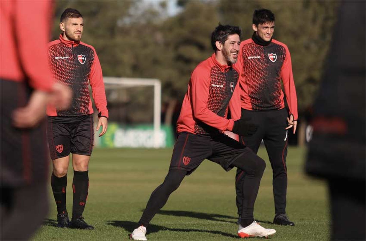 Sorpresa en Newells: Sanguinetti probó con Pablo Pérez en el once inicial para visitar a Central