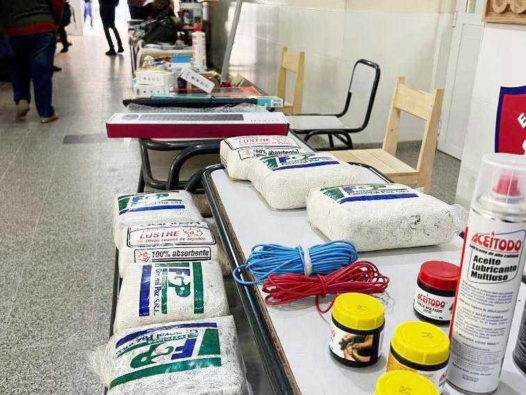Alumnos de la EPET N.º 1 fabricarán contenedores ecológicos