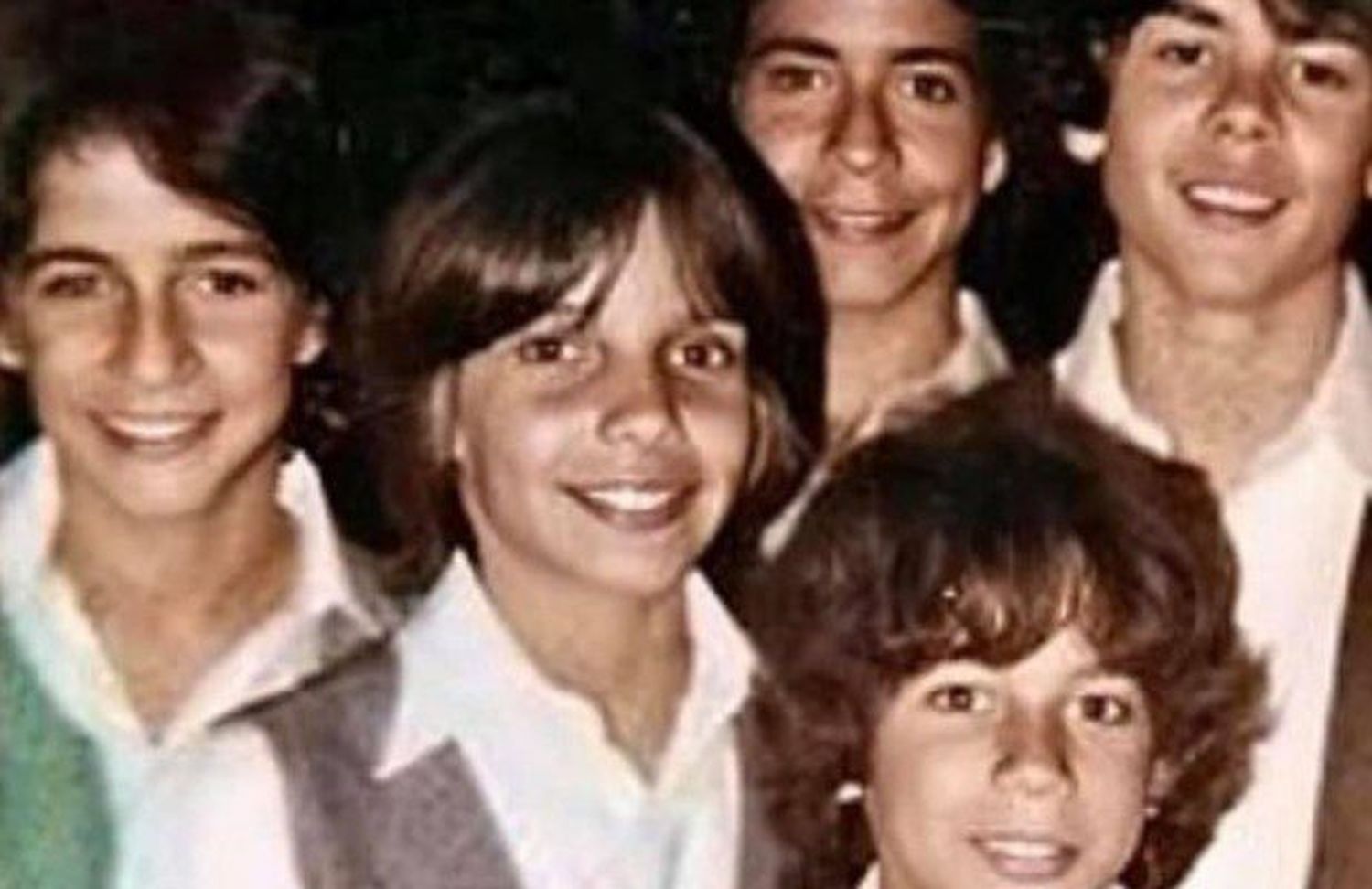 Ay mamá: René promete sorpresas sobre Menudo