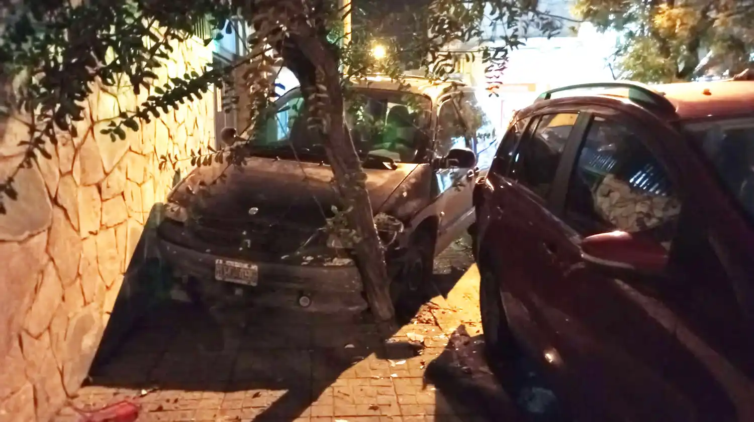 En el centro. Un hombre falleció luego de descompensarse al volante