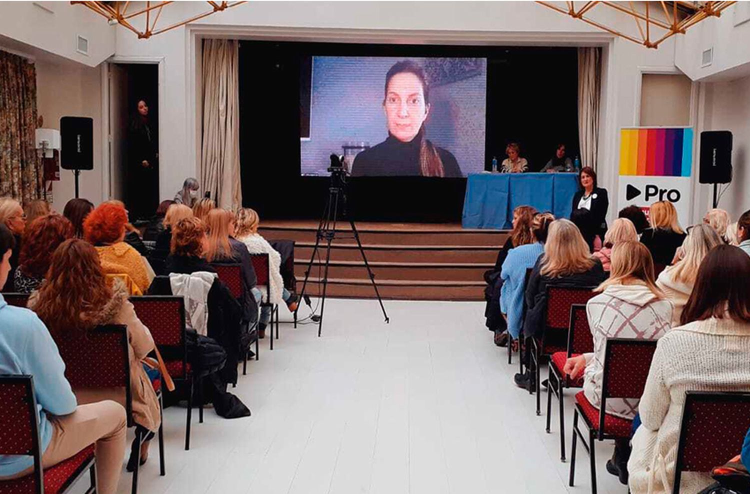 Mujeres del Pro convocaron a jornada de prevención del embarazo adolescente