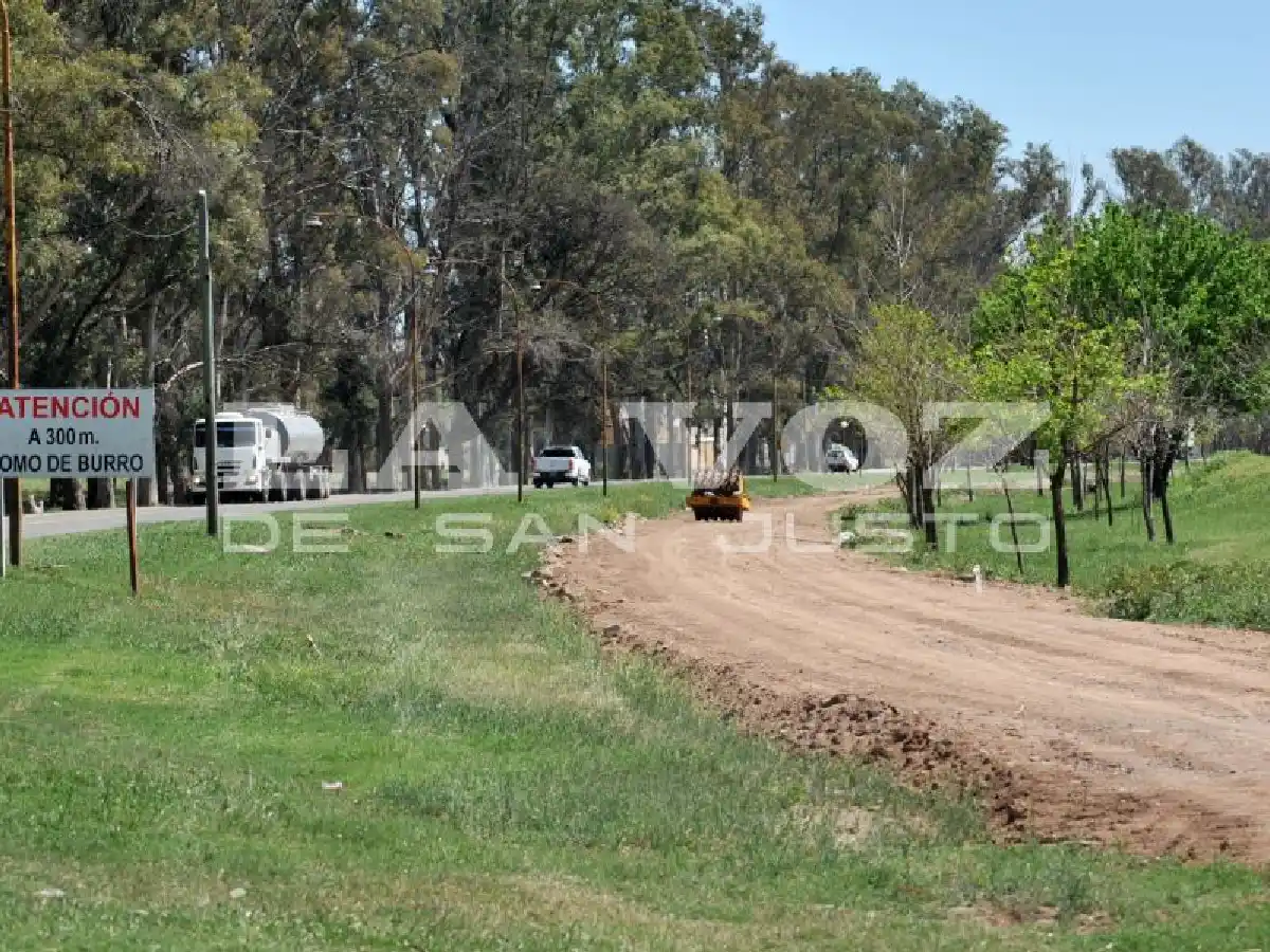 En noviembre comenzarán a pavimentar la “costanera norte”