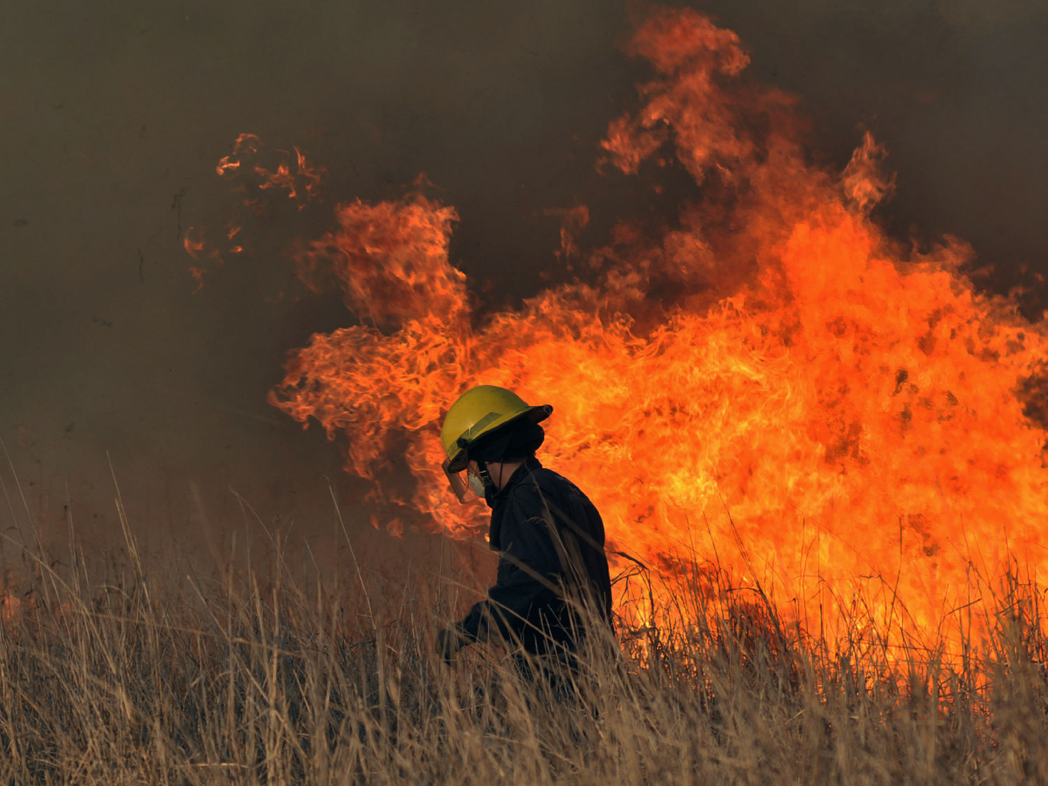 Un incendio, varias dudas y un reclamo