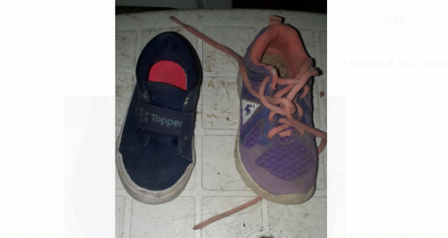 Encontraron zapatillas de niño
