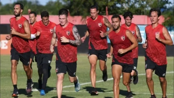 Tras la vuelta a los entrenamientos, 24 futbolistas dieron positivo de coronavirus