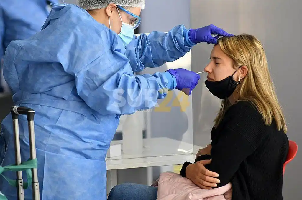 Demanda récord en centros de testeo puso el servicio al límite