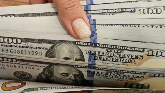Dólar
