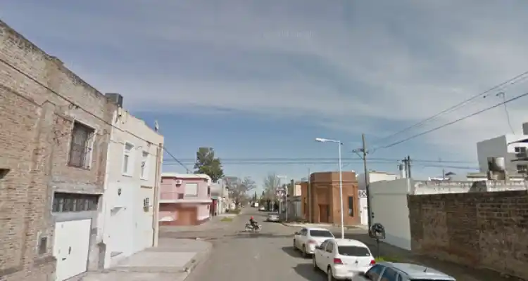 Otra vez, motochorro le arrebató la mochila a una mujer en bicicleta